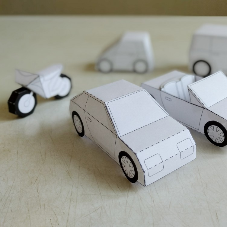 5 brinquedos de papel CARROS E MOTOCICLETA