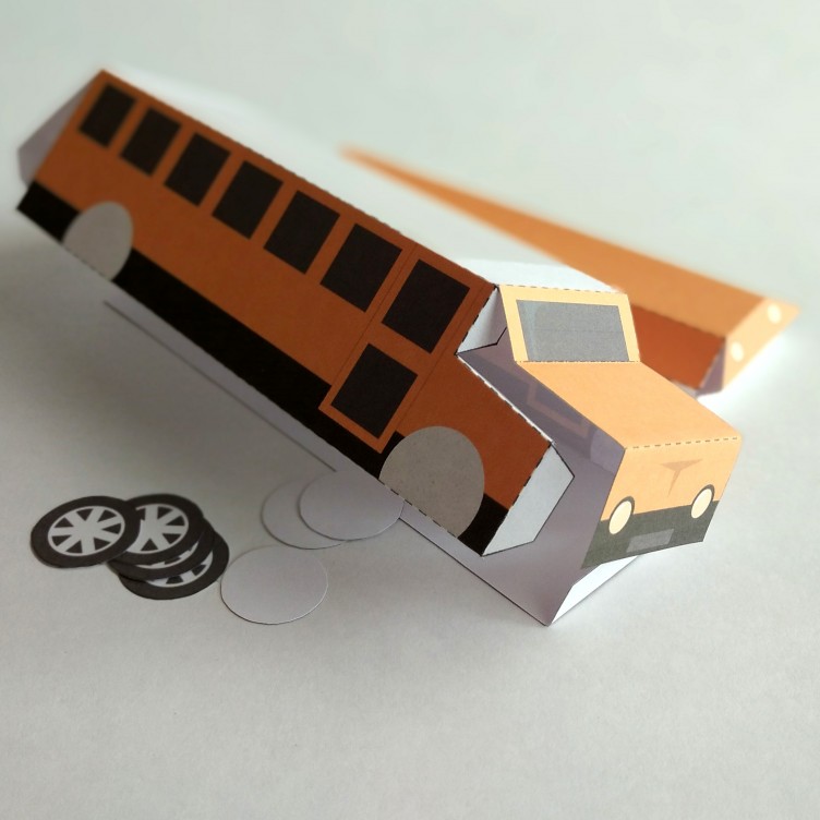 Ônibus Tipo C. Ônibus Escolar de Papel / Caixa de Presente